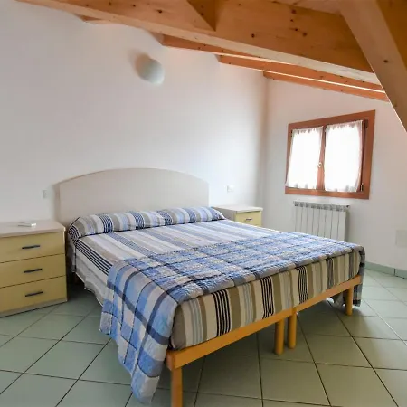 Solmare-46 By Interhome Rosapineta